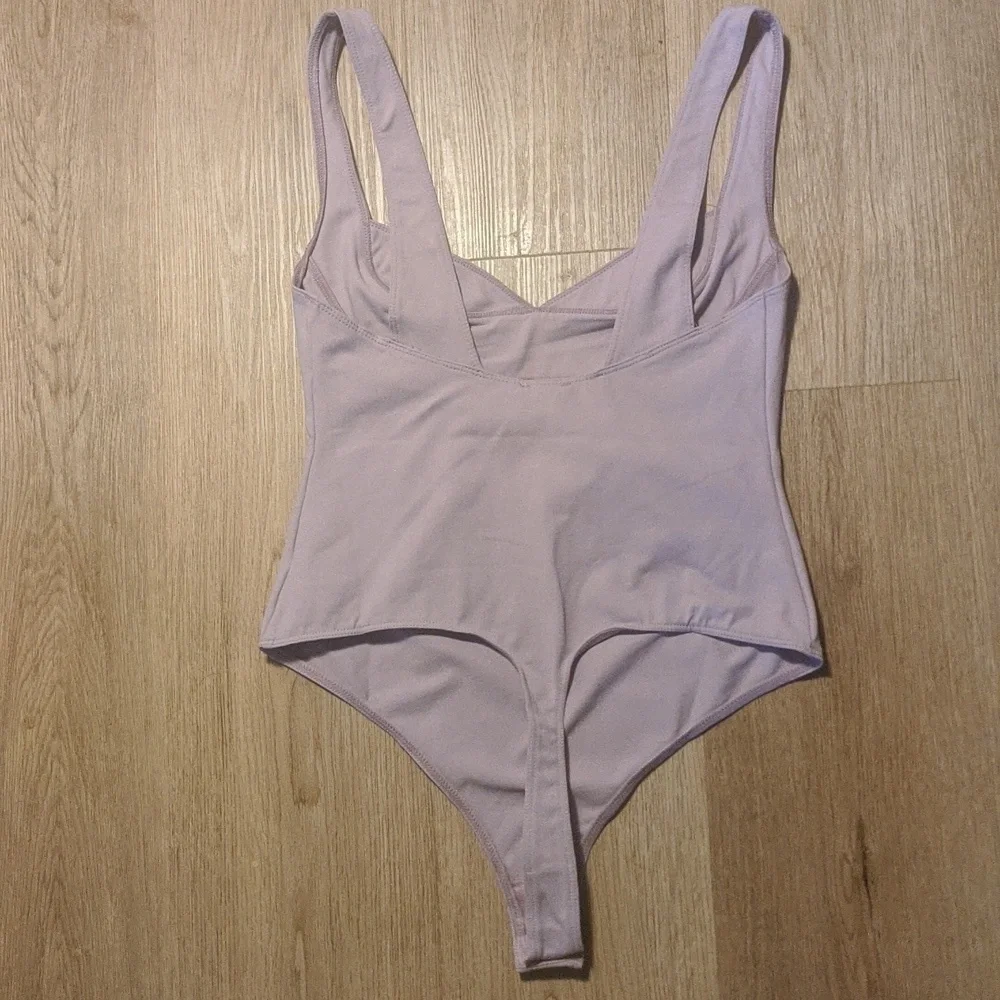 Free People Dusk til Dawn Bodysuit sz MED in Dusty Pink​​​​ - Picture 13 of 15